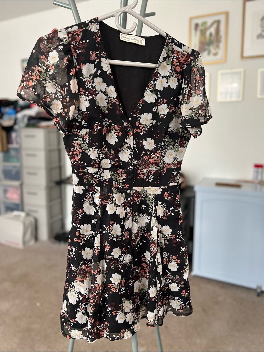 Abercrombie Floral V-Neck Short Sleeve Dress - Black with White & Pink Flowers